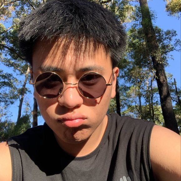 Meet your Posher, Nguyen - Picture 1 of 1